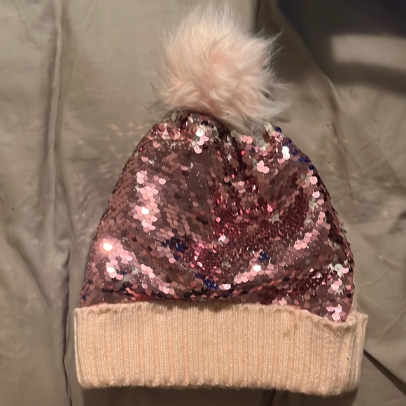 Light pink flip sequins knit pom hat - Picture 1 of 10